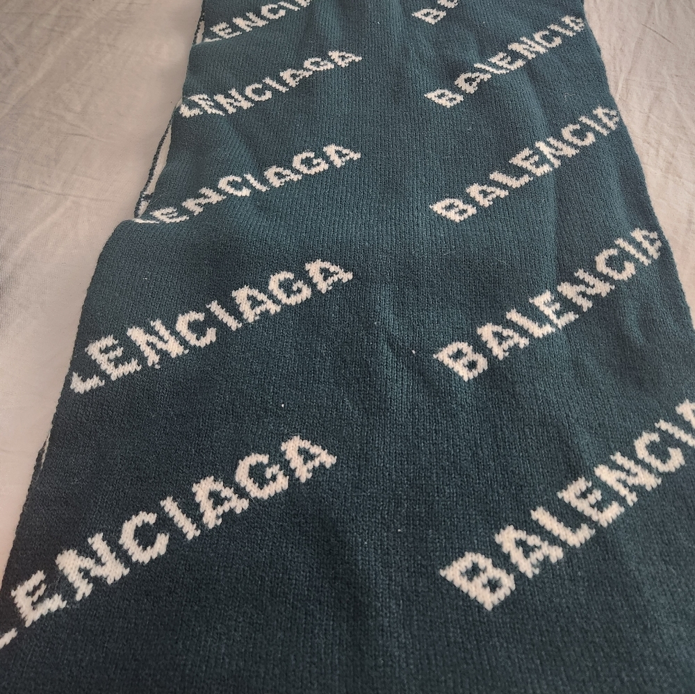 Unisex Balenciaga Logo Wool Scarf